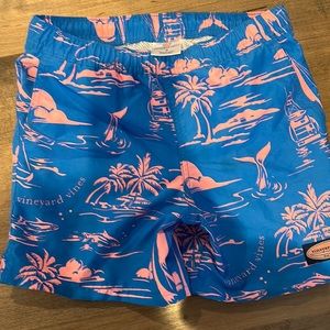 Vineyard Vines bathing suit size 7 boys